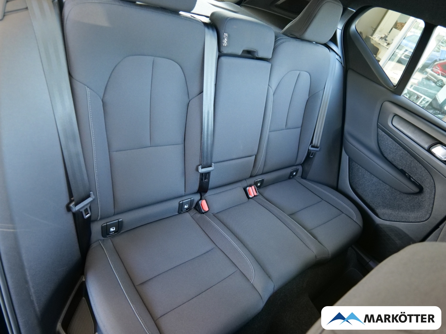 Fahrzeugabbildung Volvo XC40 Single Motor Ultimate STHZ/AHK/PANO/360CAM/