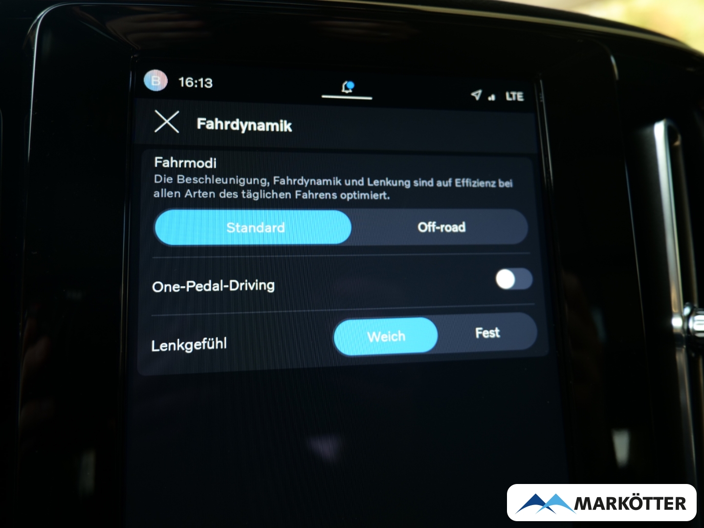 Fahrzeugabbildung Volvo XC40 Single Motor Ultimate STHZ/AHK/PANO/360CAM/