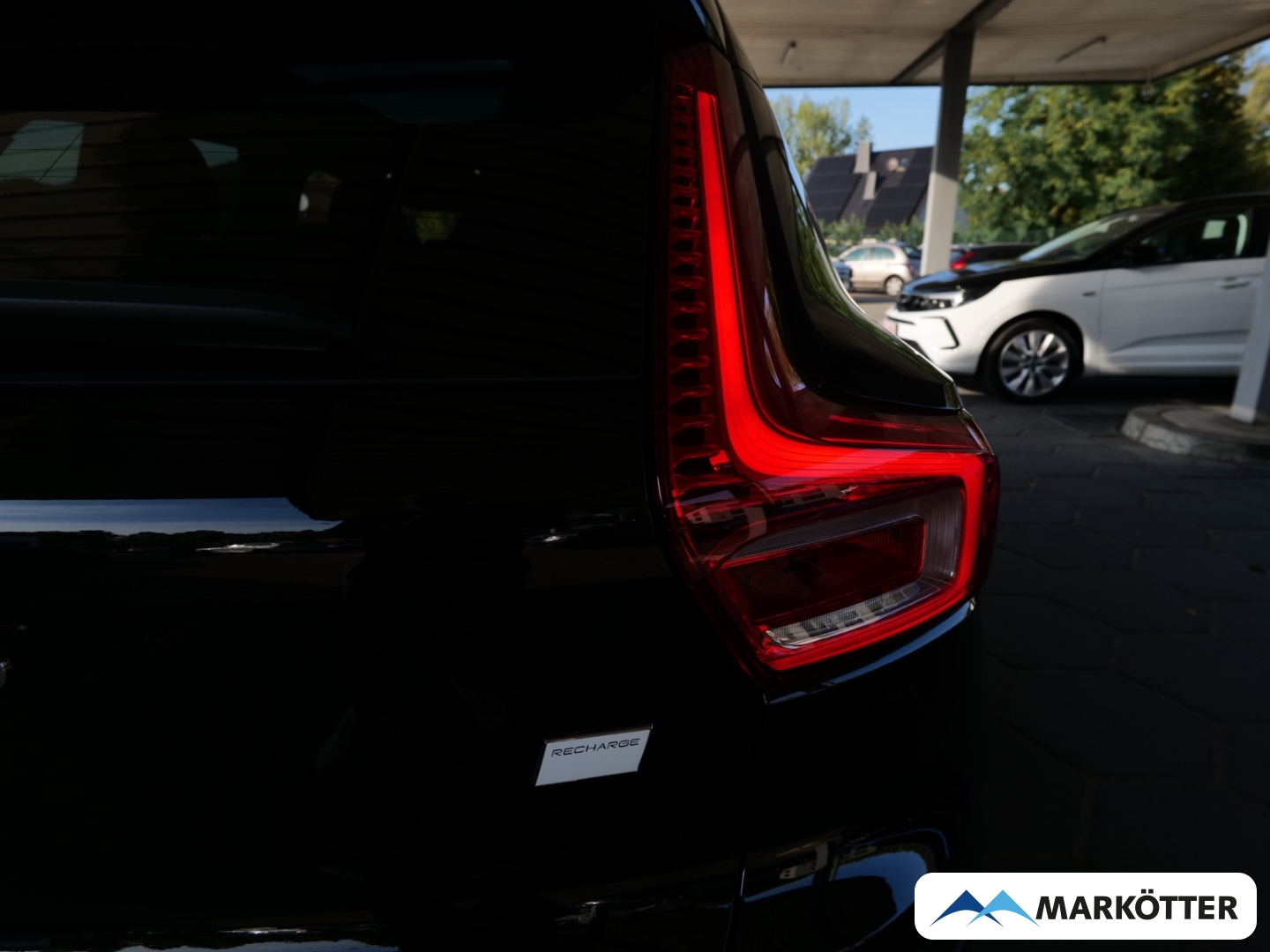 Fahrzeugabbildung Volvo XC40 Single Motor Ultimate STHZ/AHK/PANO/360CAM/