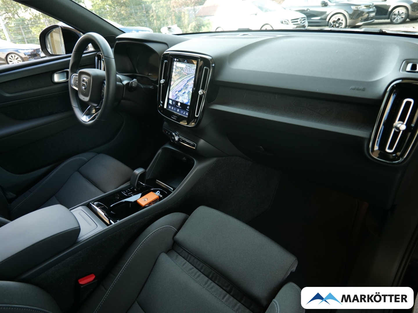 Fahrzeugabbildung Volvo XC40 Single Motor Ultimate STHZ/AHK/PANO/360CAM/