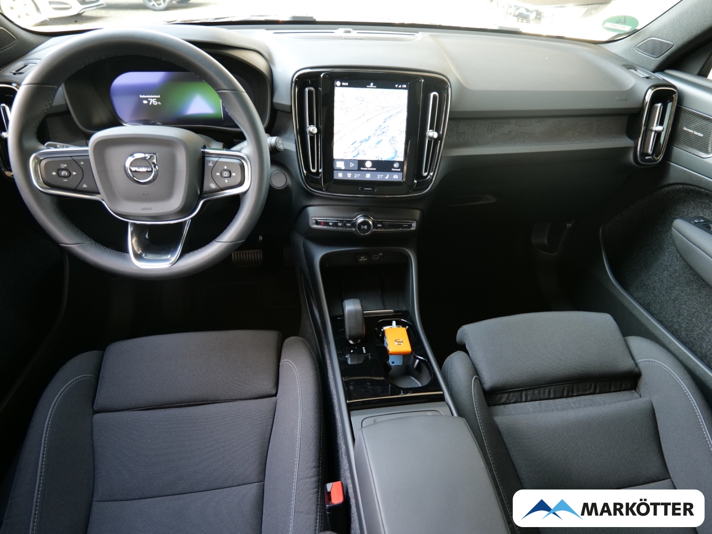 Fahrzeugabbildung Volvo XC40 Single Motor Ultimate STHZ/AHK/PANO/360CAM/