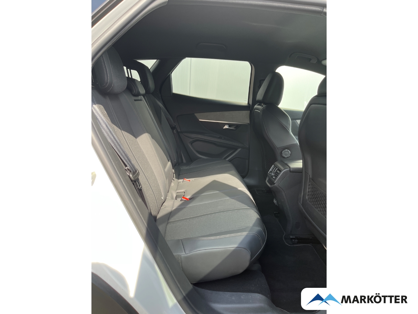 Fahrzeugabbildung Peugeot 3008 GT 130 AHK/ACC/Kamera/Navigation/