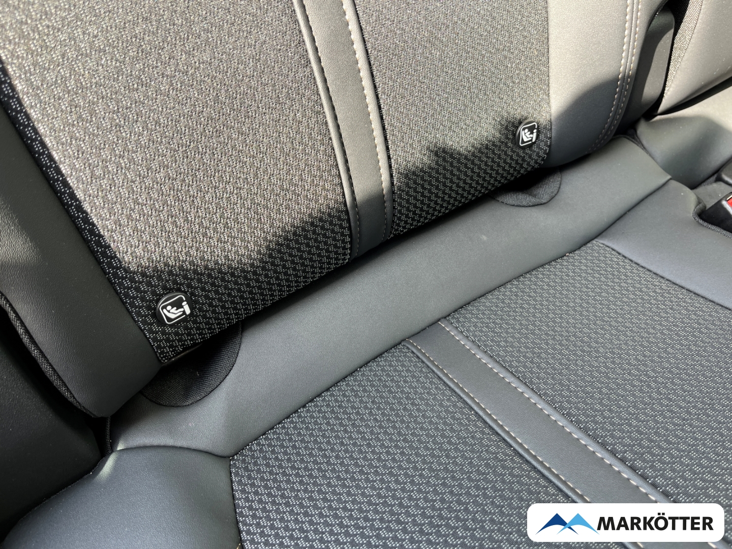 Fahrzeugabbildung Peugeot 3008 GT 130 AHK/ACC/Kamera/Navigation/