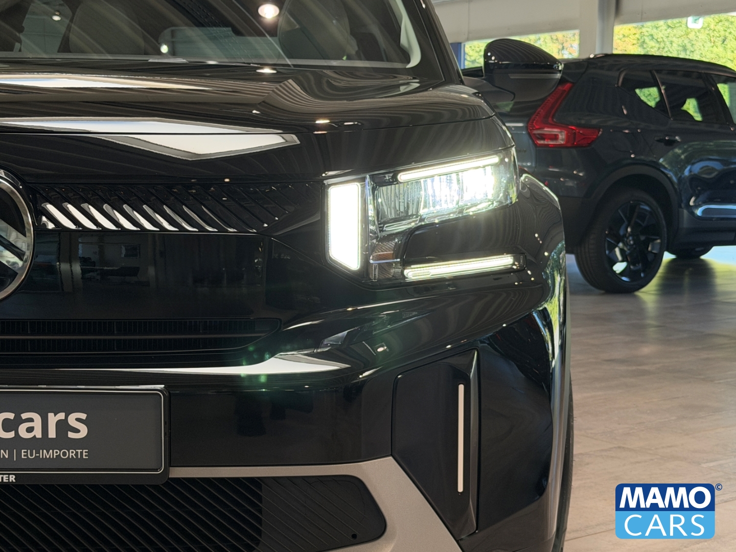 Fahrzeugabbildung Citroen e-C3 Aircross 113 MAX 11KW-OBC/NAVI/KLIMA/CAM
