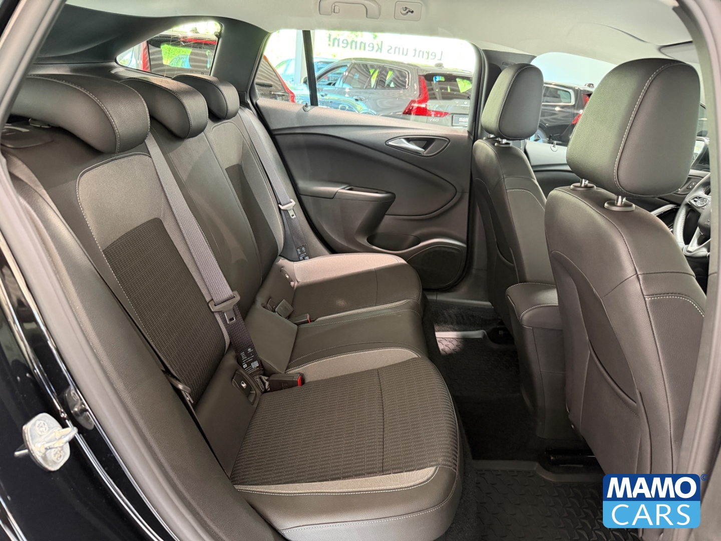 Fahrzeugabbildung Opel Astra K ST Business Elegance BLIS/CAM/NAVI/SHZ