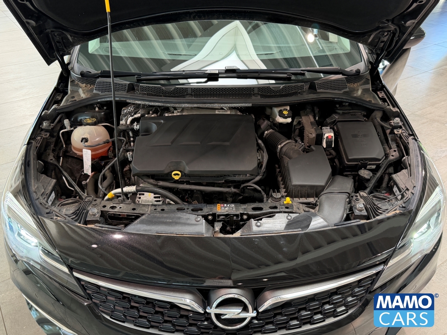 Fahrzeugabbildung Opel Astra K ST Business Elegance BLIS/CAM/NAVI/SHZ