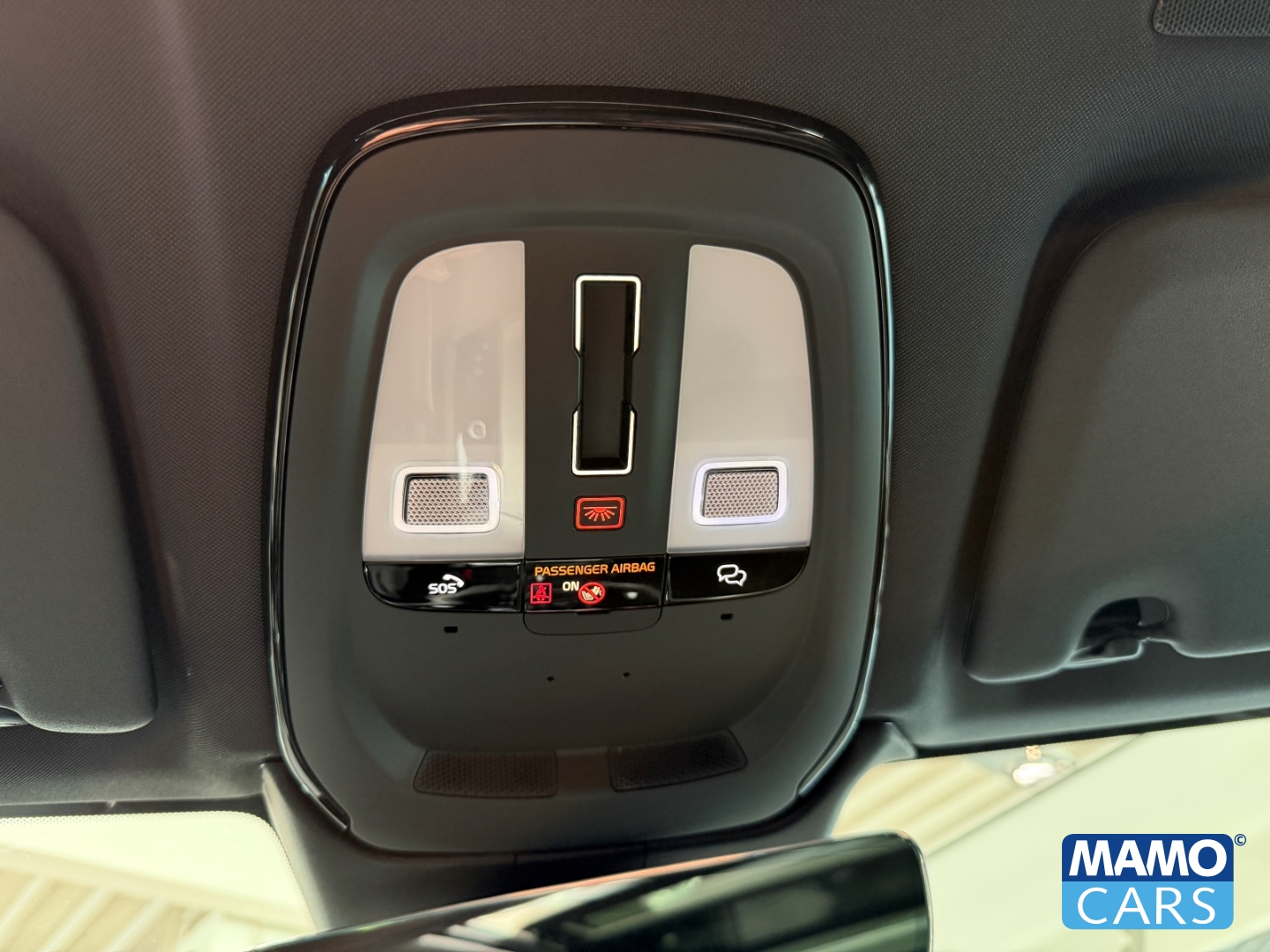 Fahrzeugabbildung Volvo XC60 B5 AWD Plus Black Editi. BLIS/PANO/360°/HUD