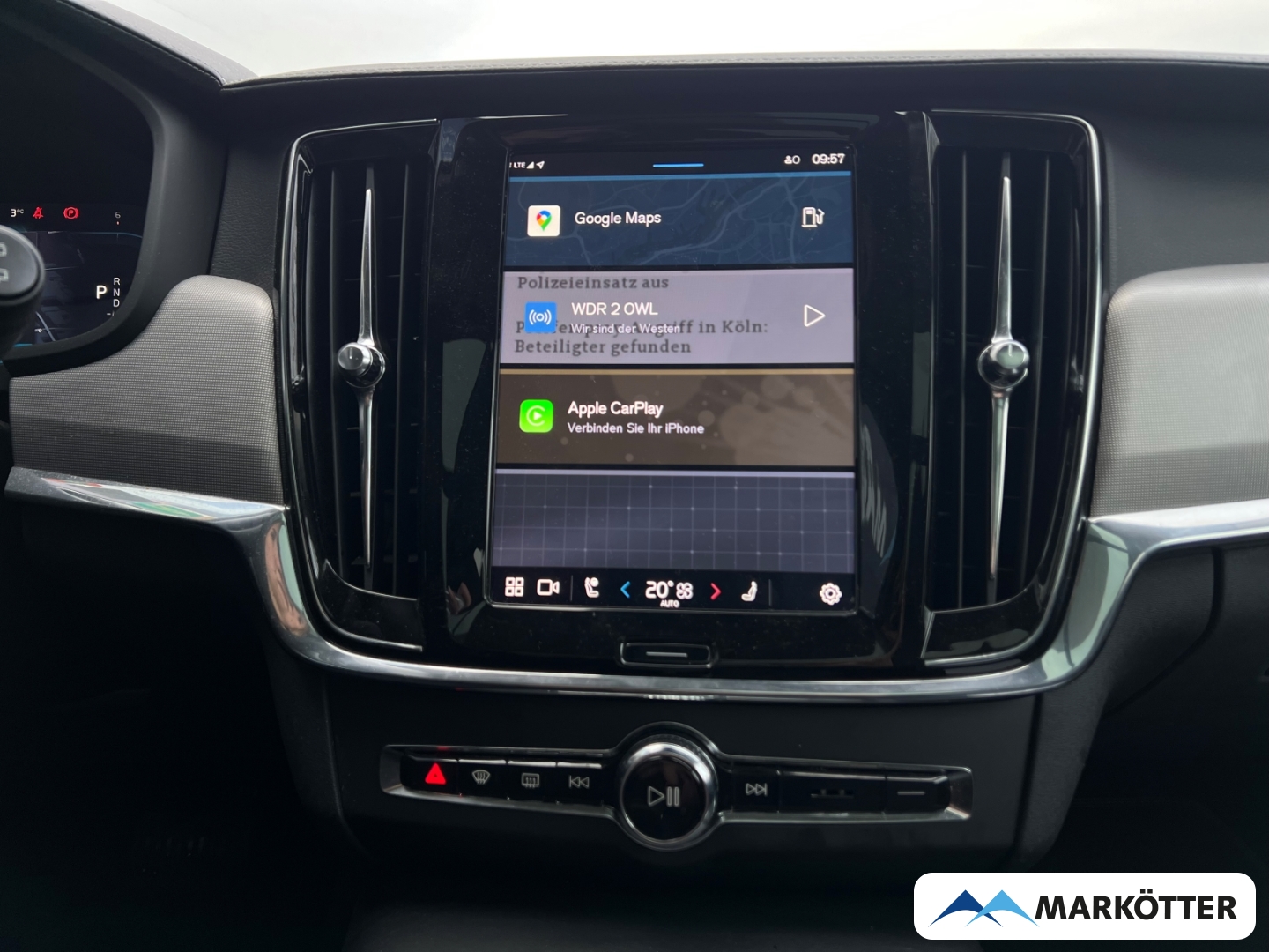 Fahrzeugabbildung Volvo V90 B4 Plus Dark EU6d PANO/LEDER/ACC/BLIS