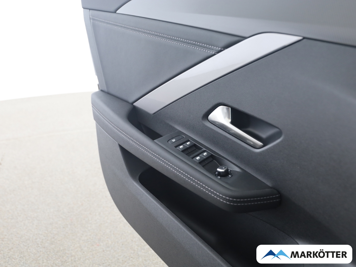 Fahrzeugabbildung Opel Astra Sports Tourer GS/Allwetterbereifung/360°CAM