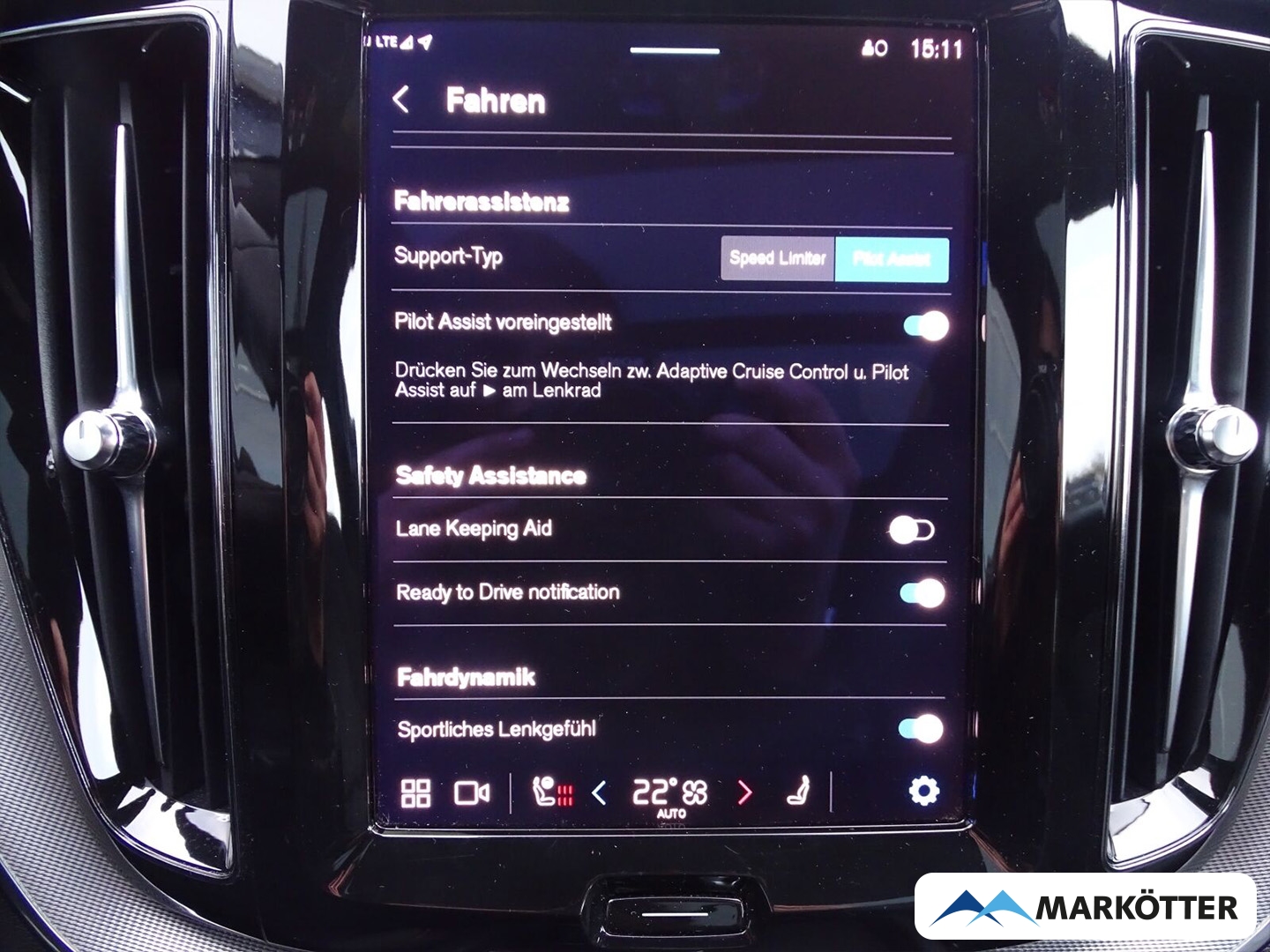 Fahrzeugabbildung Volvo XC60 Plus Dark AWD Gar. RFK/SHZG/AHK/LHZ/PANO