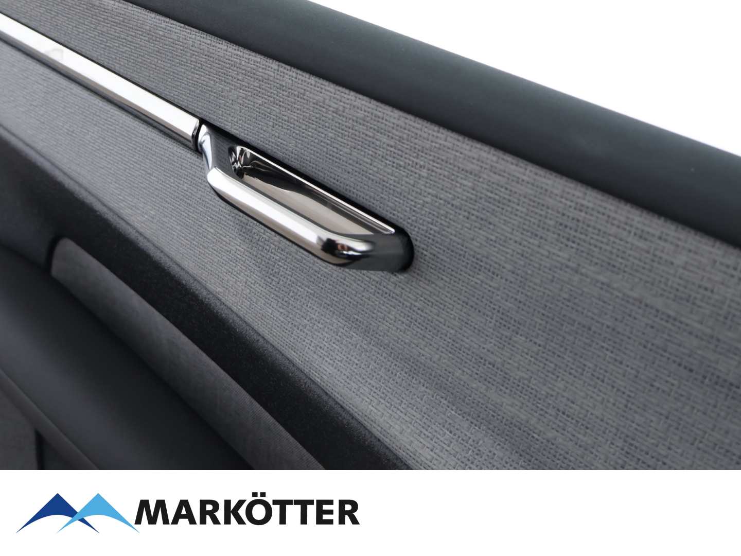 Fahrzeugabbildung Volvo EX30 Ultra Twin AWD Performance PureElectric AHK