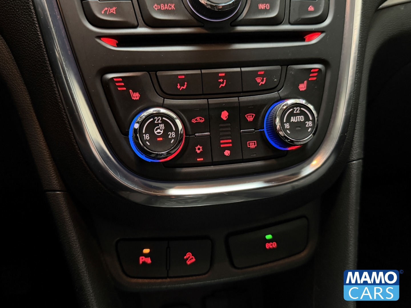 Fahrzeugabbildung Opel Mokka Edition ecoFlex 4x4 KLIMA/SHZ/LHZ/