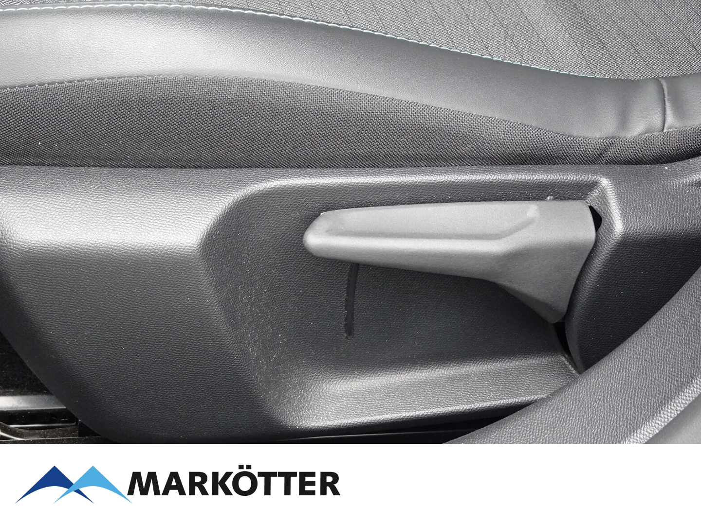 Fahrzeugabbildung Peugeot e-208 Allure PDC/Navi/LED/Keyless Go
