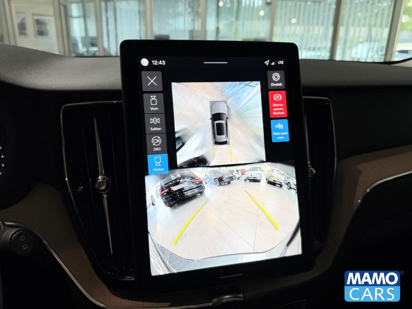 Fahrzeugabbildung Volvo XC60 B5 FACELIFT Plus Dark ACC/BLIS/HUD/PANO/360°