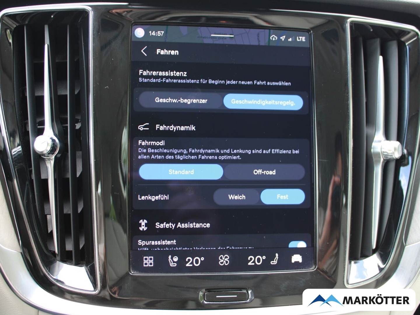 Fahrzeugabbildung Volvo V60 Cross Country Plus AWD/LED/SHZ/PDC/CAM/