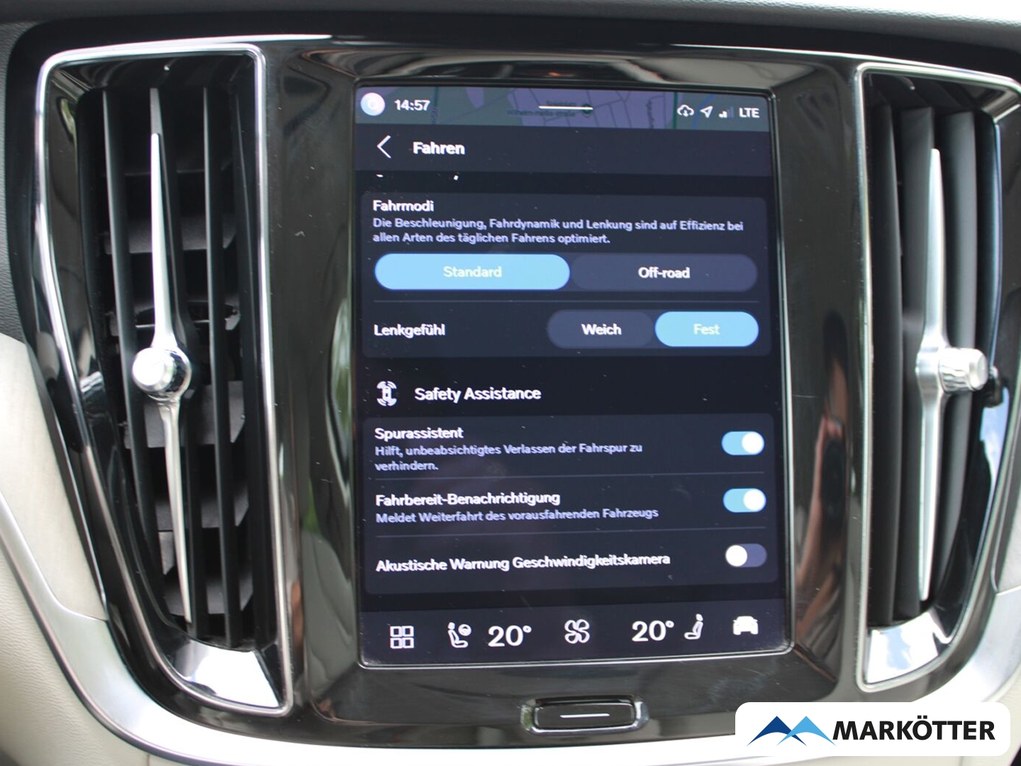 Fahrzeugabbildung Volvo V60 Cross Country Plus AWD/LED/SHZ/PDC/CAM/