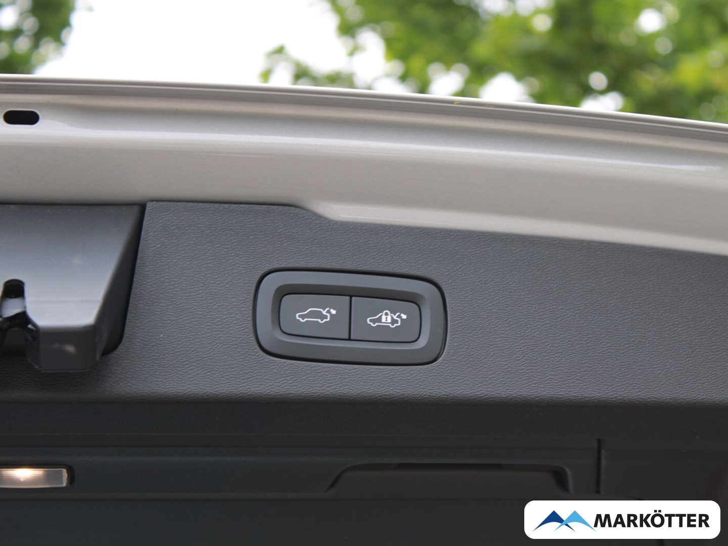 Fahrzeugabbildung Volvo V60 Cross Country Plus AWD/LED/SHZ/PDC/CAM/