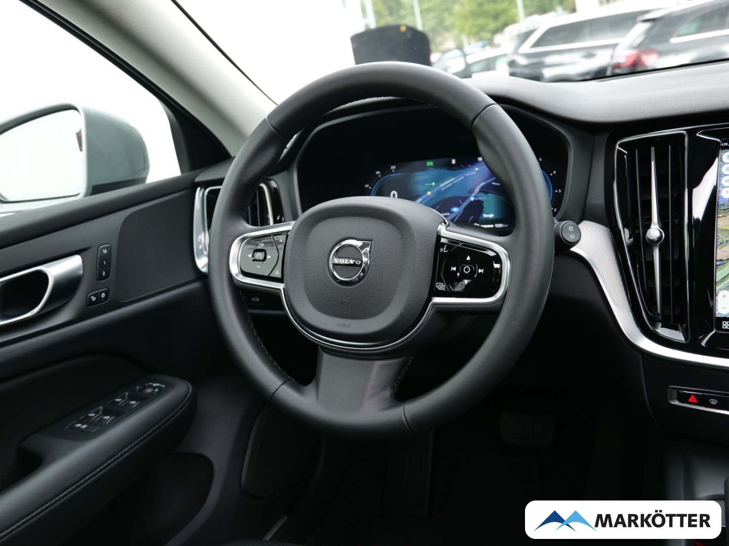Fahrzeugabbildung Volvo V60 Cross Country B4 AWD Plus LED/Schiebedach/Kamera/Winter-Paket