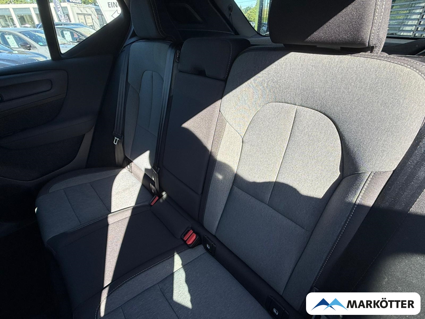 Fahrzeugabbildung Volvo XC40 T2 Core APPLE/CAM/NAVI/SHZ/LHZ/TEMPO