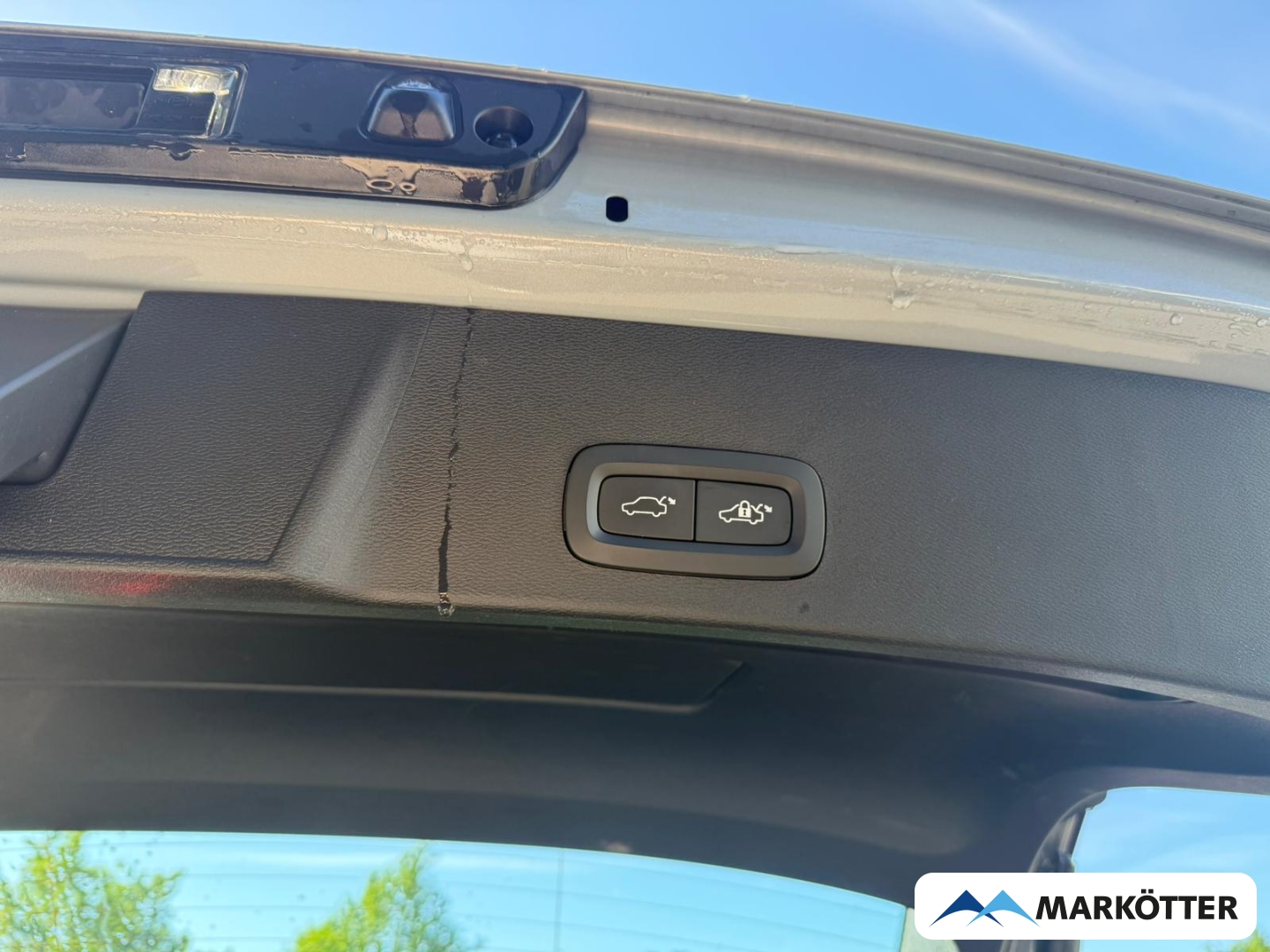 Fahrzeugabbildung Volvo XC40 T2 Core APPLE/CAM/NAVI/SHZ/LHZ/TEMPO