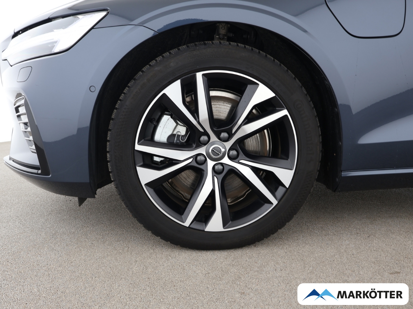 Fahrzeugabbildung Volvo V60 T6 AWD Recharge Plus Dark ACC/H&K/Memory