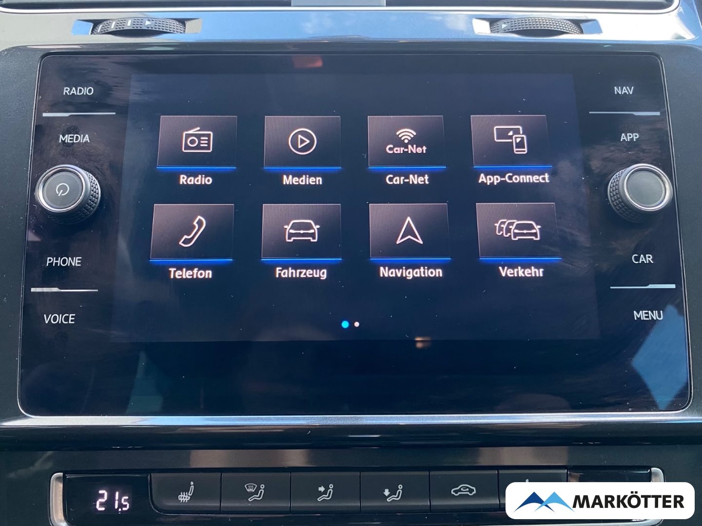 Fahrzeugabbildung Volkswagen Golf VII Variant Comfortline ACC/AHK/LED/SHZ