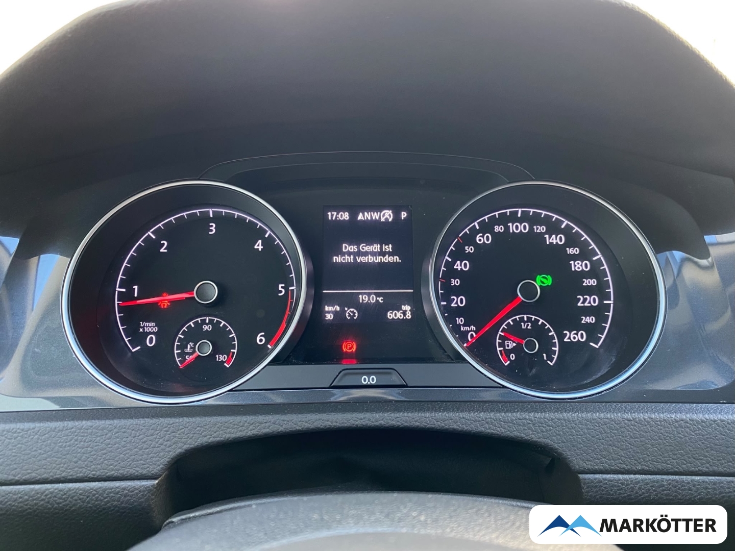 Fahrzeugabbildung Volkswagen Golf VII Variant Comfortline ACC/AHK/LED/SHZ
