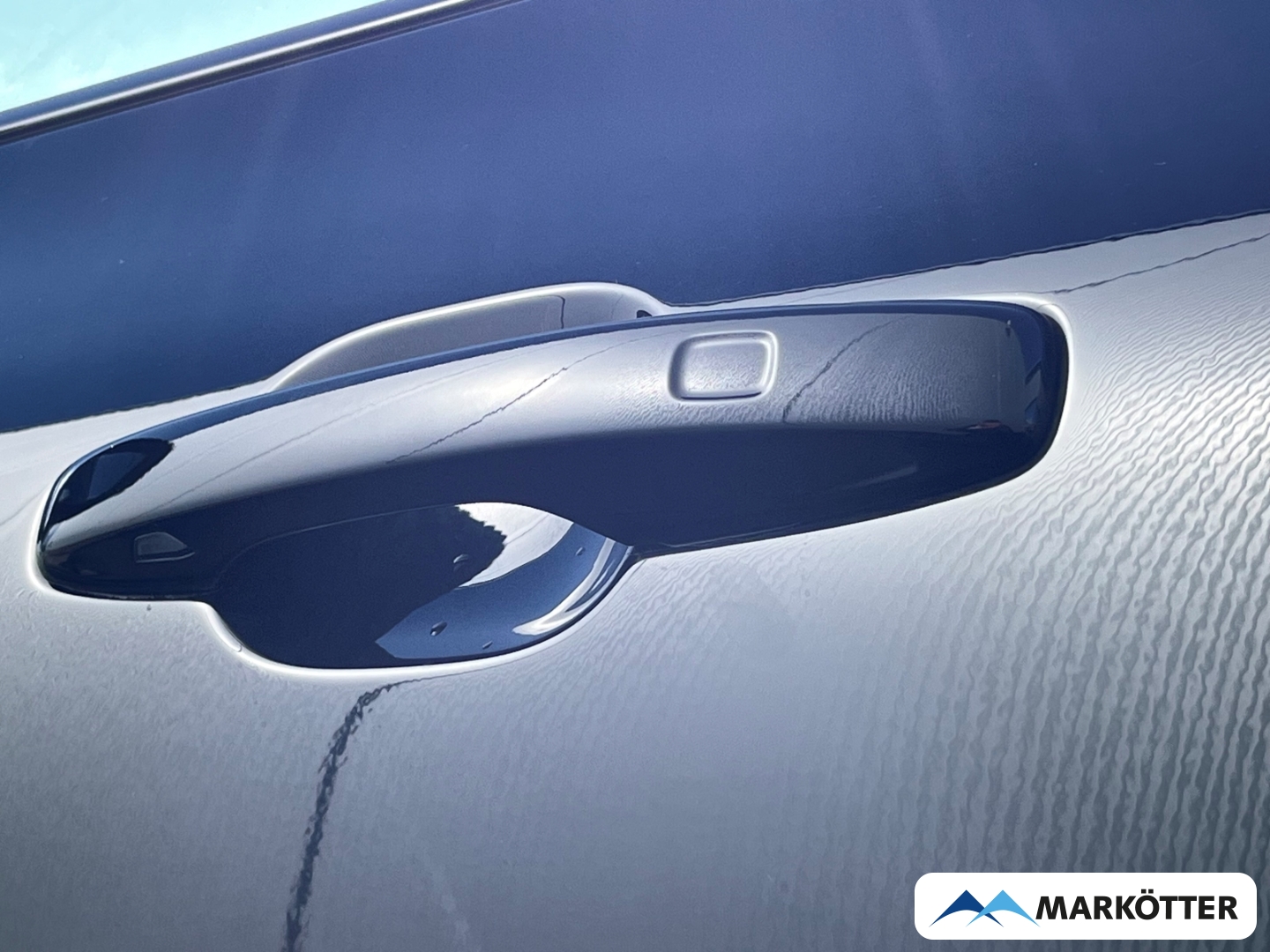 Fahrzeugabbildung Volvo XC60 T6 AWD Recharge Plus Dark ACC/StandH/Pano