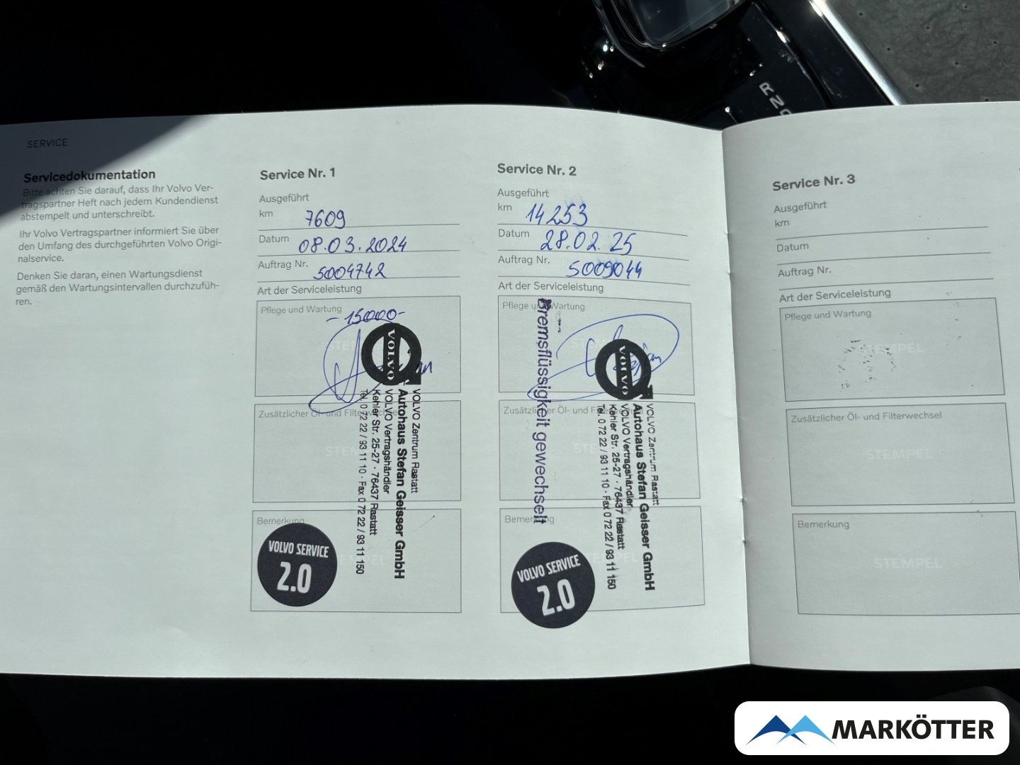 Fahrzeugabbildung Volvo XC60 T6 AWD Recharge Plus Dark ACC/StandH/Pano