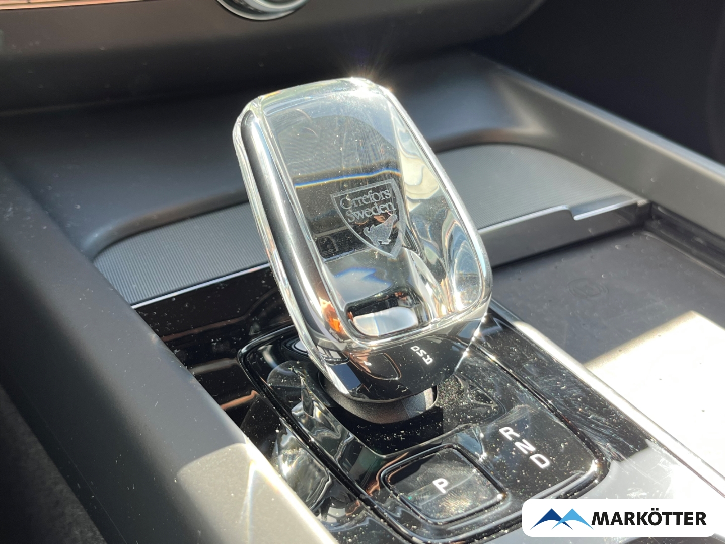 Fahrzeugabbildung Volvo XC60 T6 AWD Recharge Plus Dark ACC/StandH/Pano