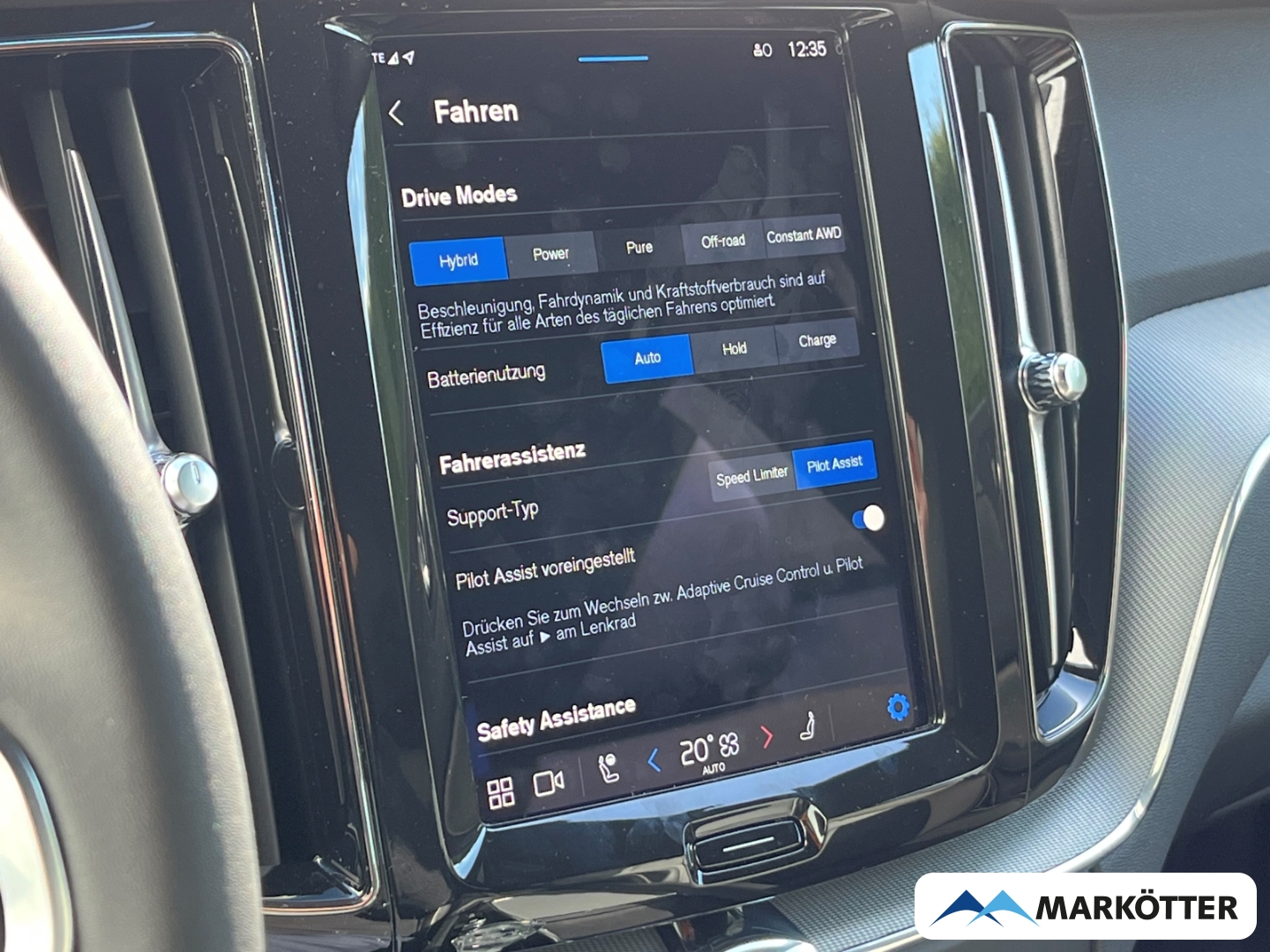 Fahrzeugabbildung Volvo XC60 T6 AWD Recharge Plus Dark ACC/StandH/Pano