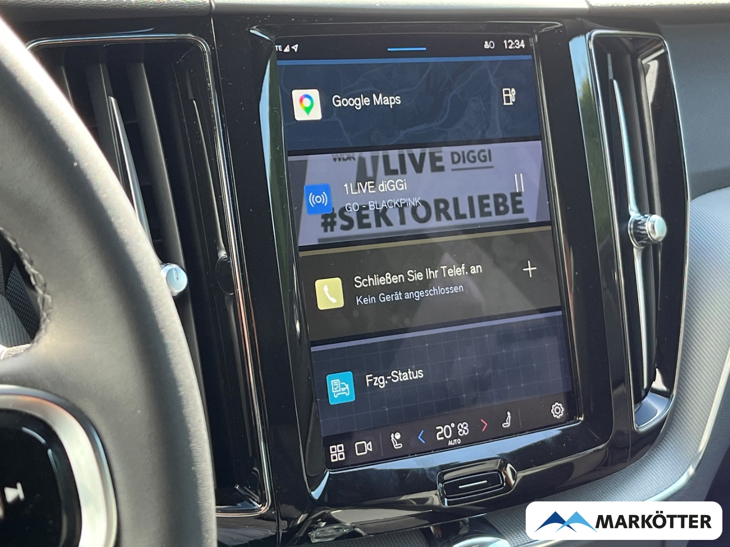 Fahrzeugabbildung Volvo XC60 T6 AWD Recharge Plus Dark ACC/StandH/Pano