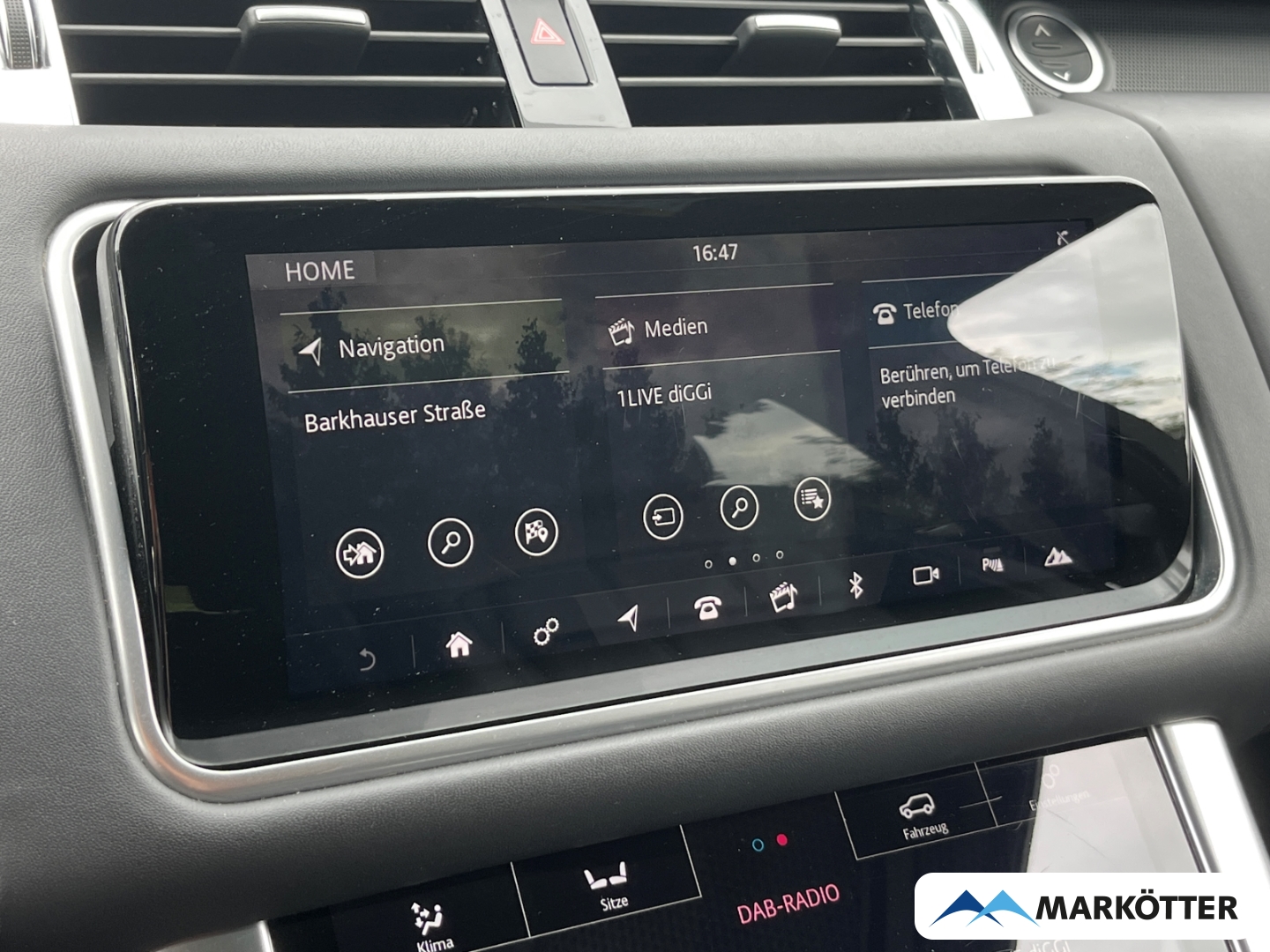 Fahrzeugabbildung Land Rover Range Rover Sport D300 SDV6 HSE Dynamic ACC/Pano