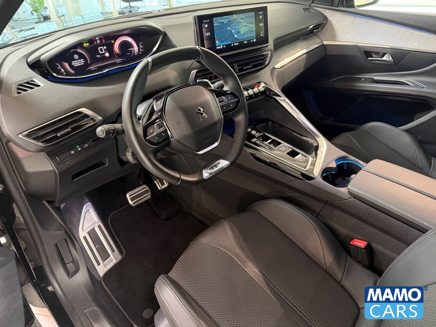 Fahrzeugabbildung Peugeot 3008 1.5 GT BlueHDi ACC/BLIS/CAM/SHZ/LED