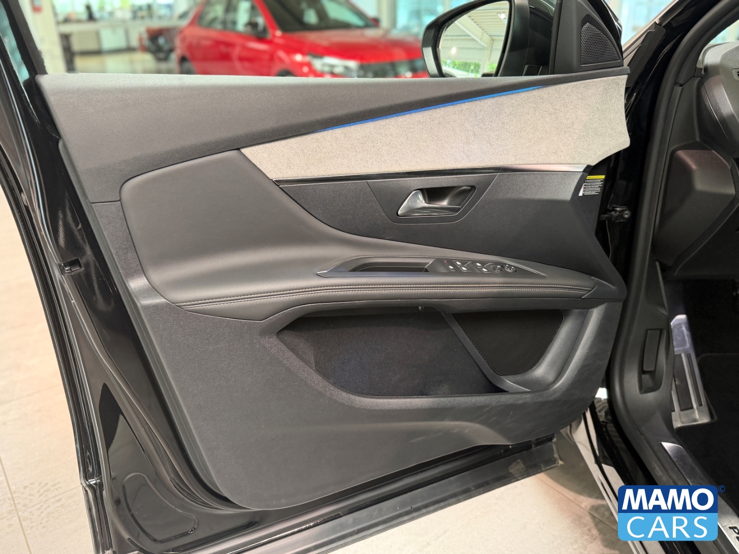 Fahrzeugabbildung Peugeot 3008 1.5 GT BlueHDi ACC/BLIS/CAM/SHZ/LED