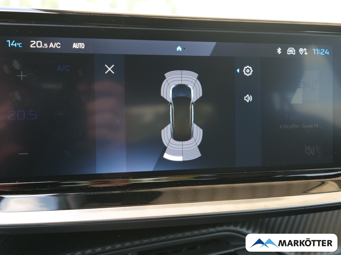 Fahrzeugabbildung Peugeot 2008 1.2 Hybrid 145 Allure Black Apple/LED/Sitzhz