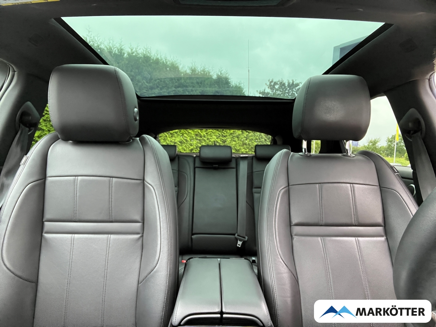 Fahrzeugabbildung Land Rover Range Rover Evoque D200 R-Dynamic SE ACC/AHK/Pano