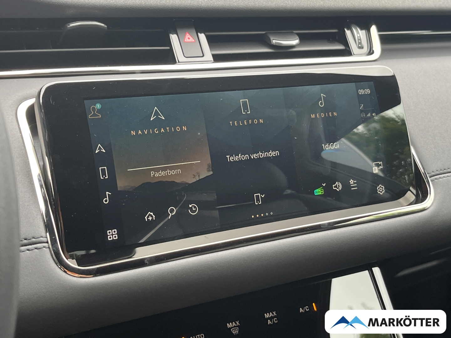 Fahrzeugabbildung Land Rover Range Rover Evoque D200 R-Dynamic SE ACC/AHK/Pano