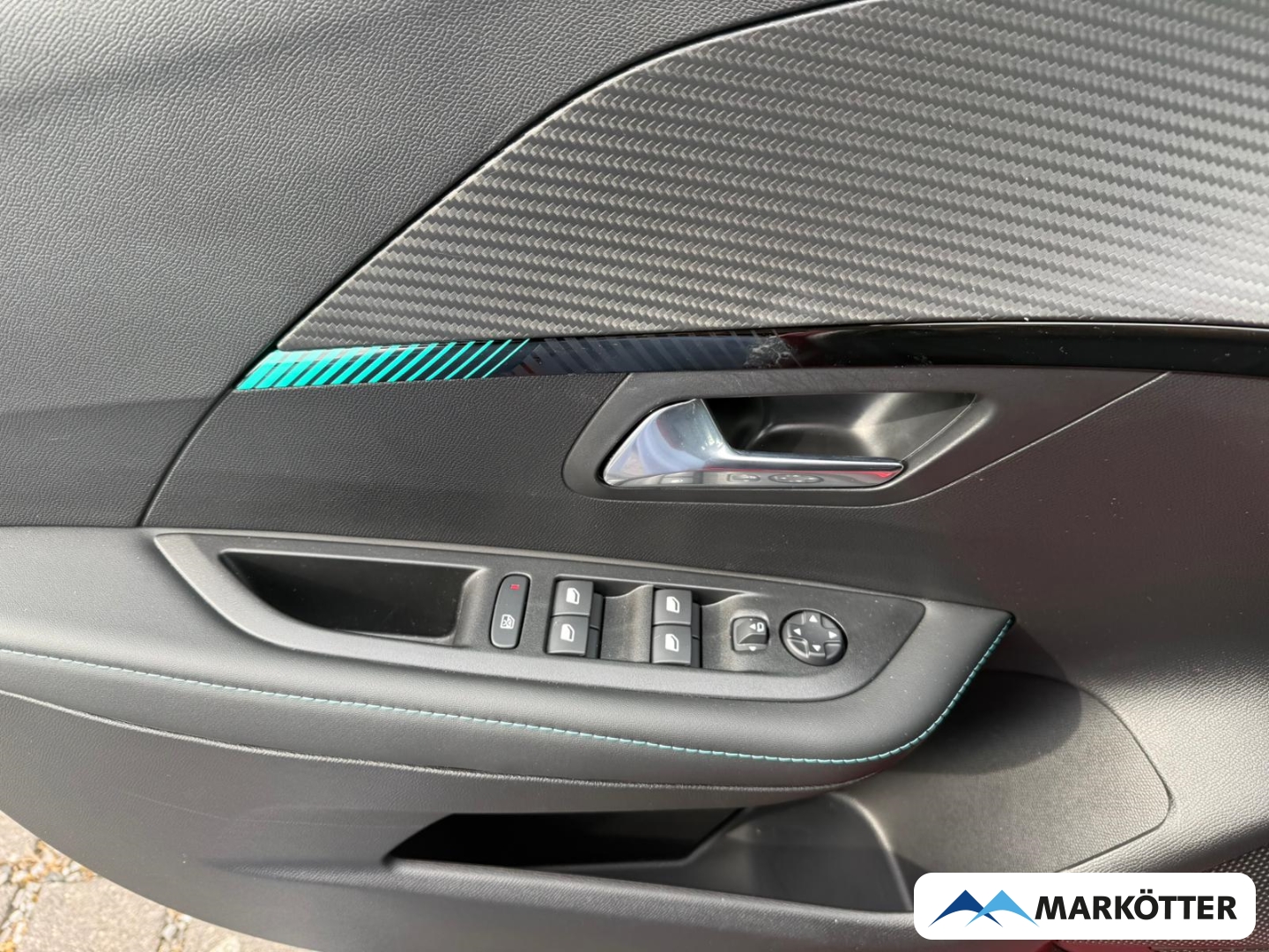 Fahrzeugabbildung Peugeot 208 e- Allure Pack CAM/SHZ/DAB/LED/PDC/TEMP