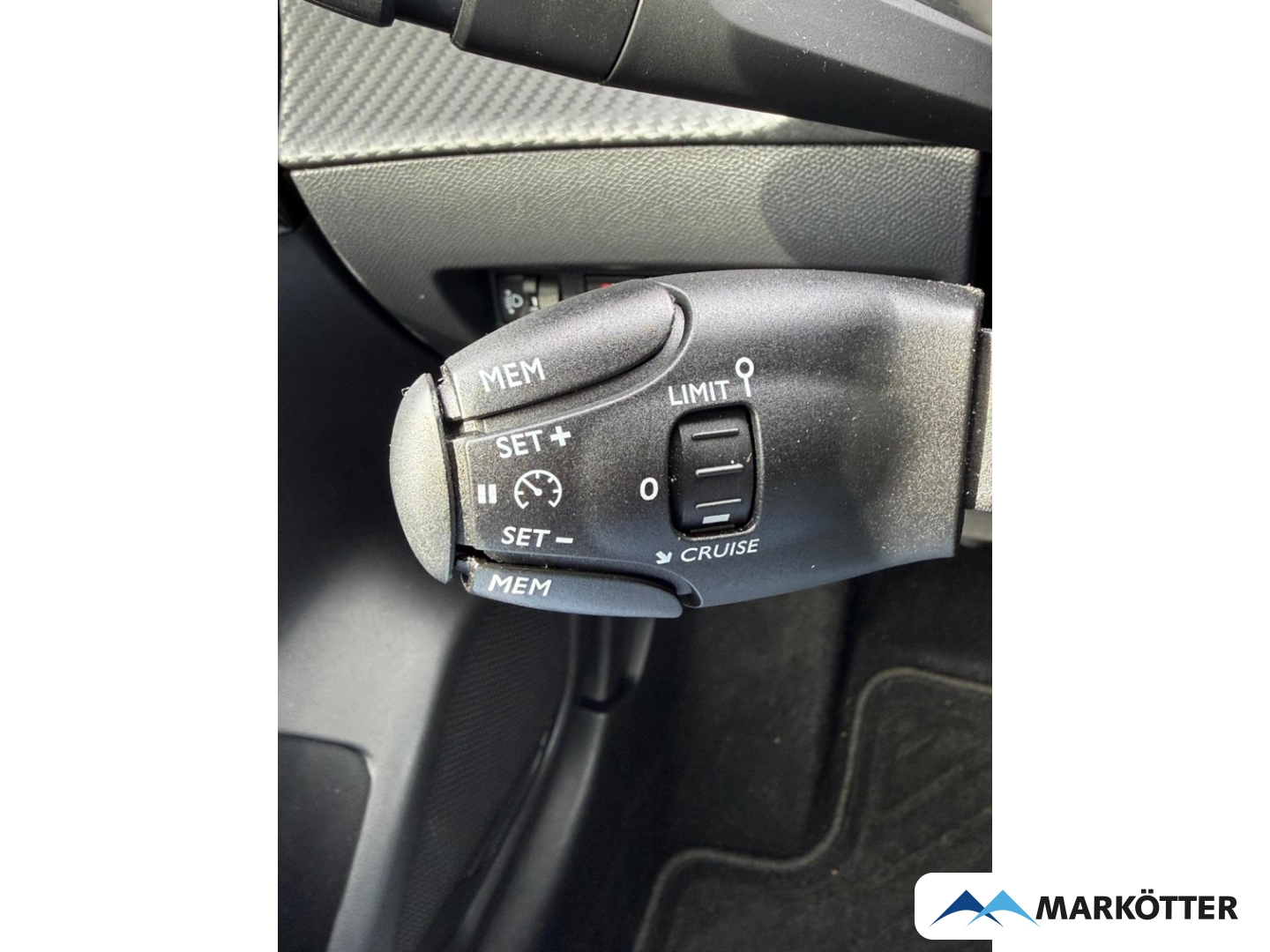 Fahrzeugabbildung Peugeot 208 e- Allure Pack CAM/SHZ/DAB/LED/PDC/TEMP