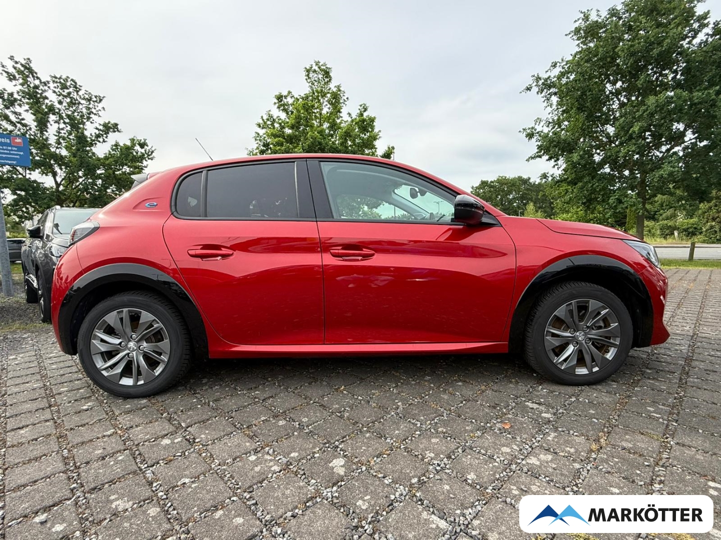 Fahrzeugabbildung Peugeot 208 e- Allure Pack CAM/SHZ/DAB/LED/PDC/TEMP