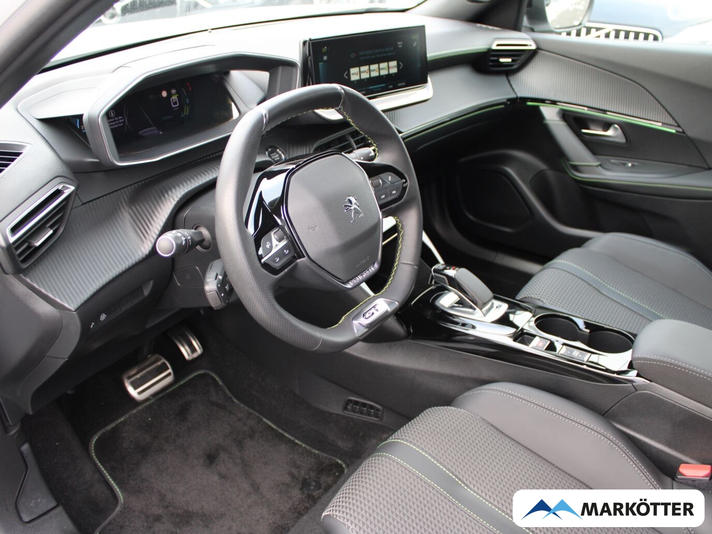 Fahrzeugabbildung Peugeot 2008 e- GT ACC/RFK/PDC/LED/SHZ/Navi