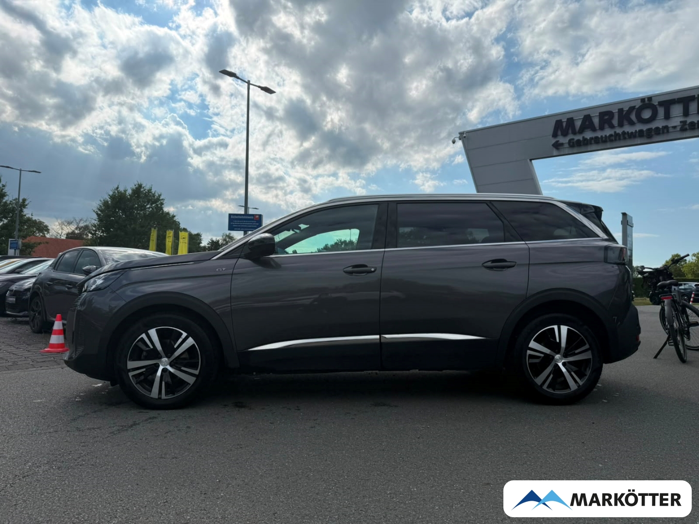 Fahrzeugabbildung Peugeot 5008 GT 7-Sitzer ACC/CAM/DAB/LED/NAVI/SHZ/