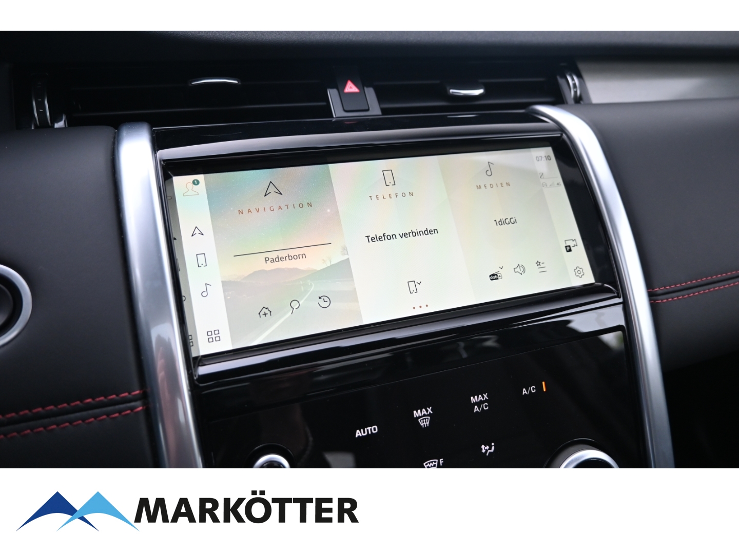 Fahrzeugabbildung Land Rover Discovery Sport D200 R-Dynamic HSE/ACC/StandH