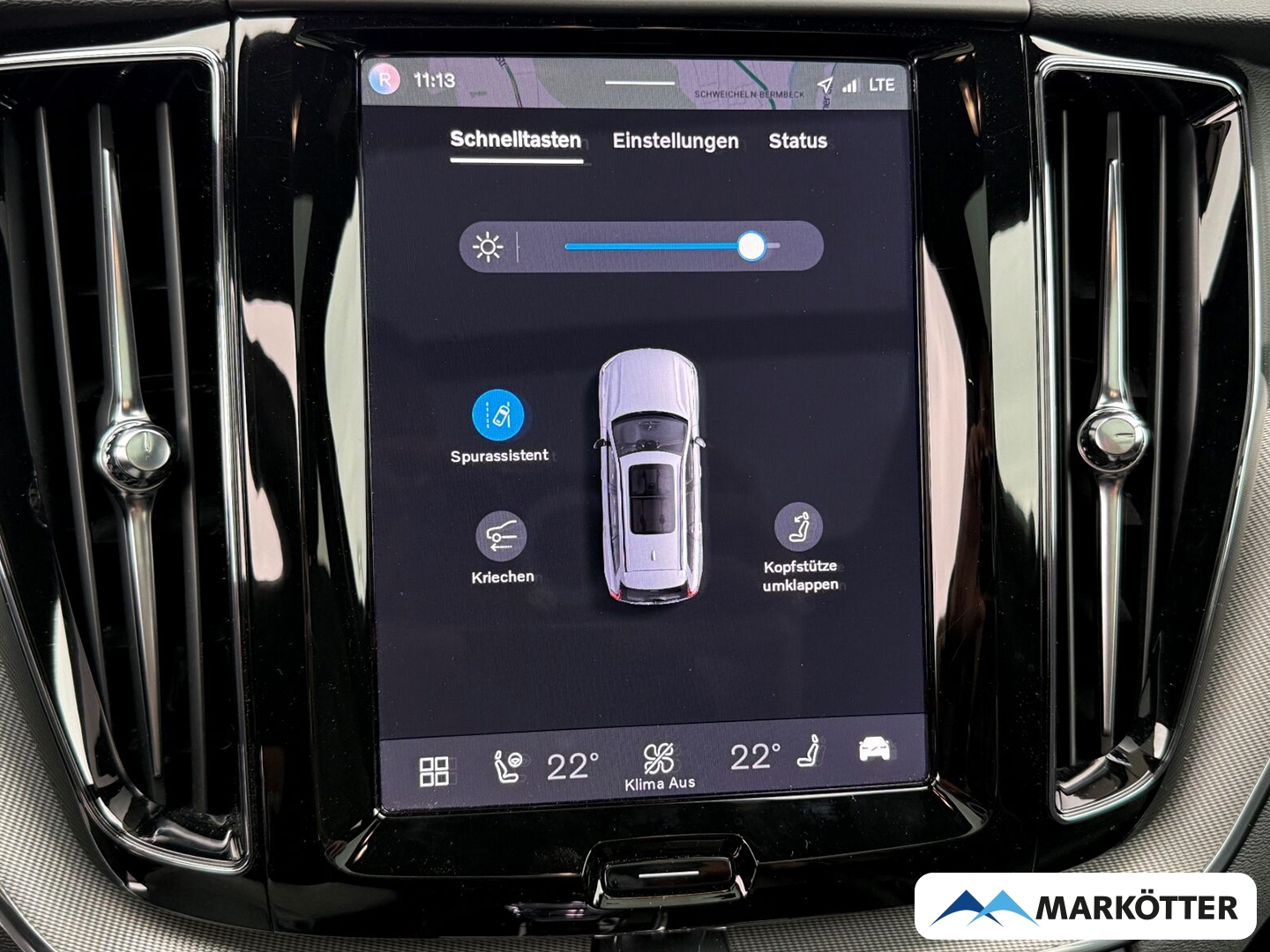 Fahrzeugabbildung Volvo XC60 Plus Black Edition Recharge Plug-In Hybrid AWD/SHZ/LRHZ/FSHZ/LED