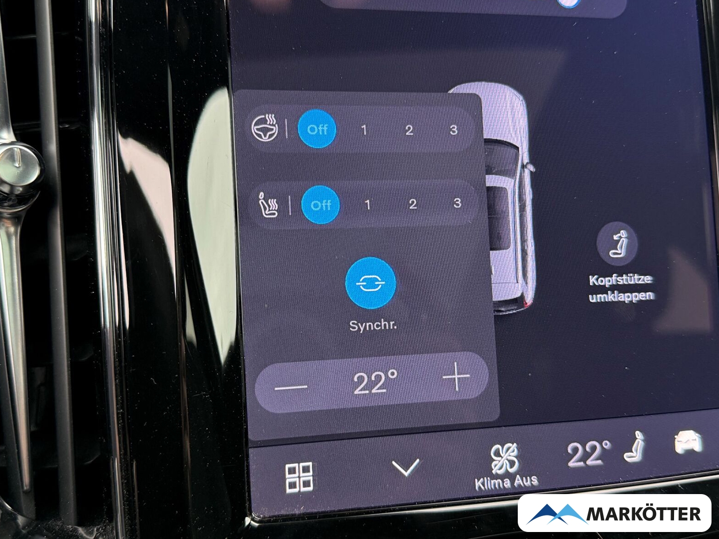 Fahrzeugabbildung Volvo XC60 Plus Black Edition Recharge Plug-In Hybrid AWD/SHZ/LRHZ/FSHZ/LED