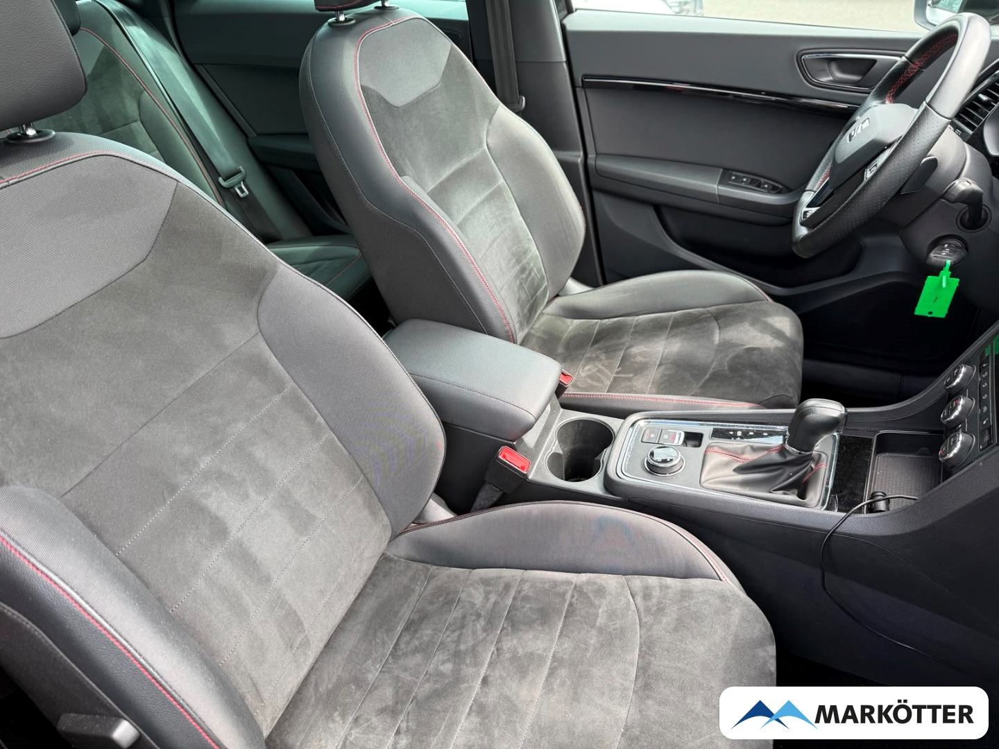 Fahrzeugabbildung SEAT Ateca 1.5 TSI ACT FR CAM/SH/LED/BLIS/NAV/PANO