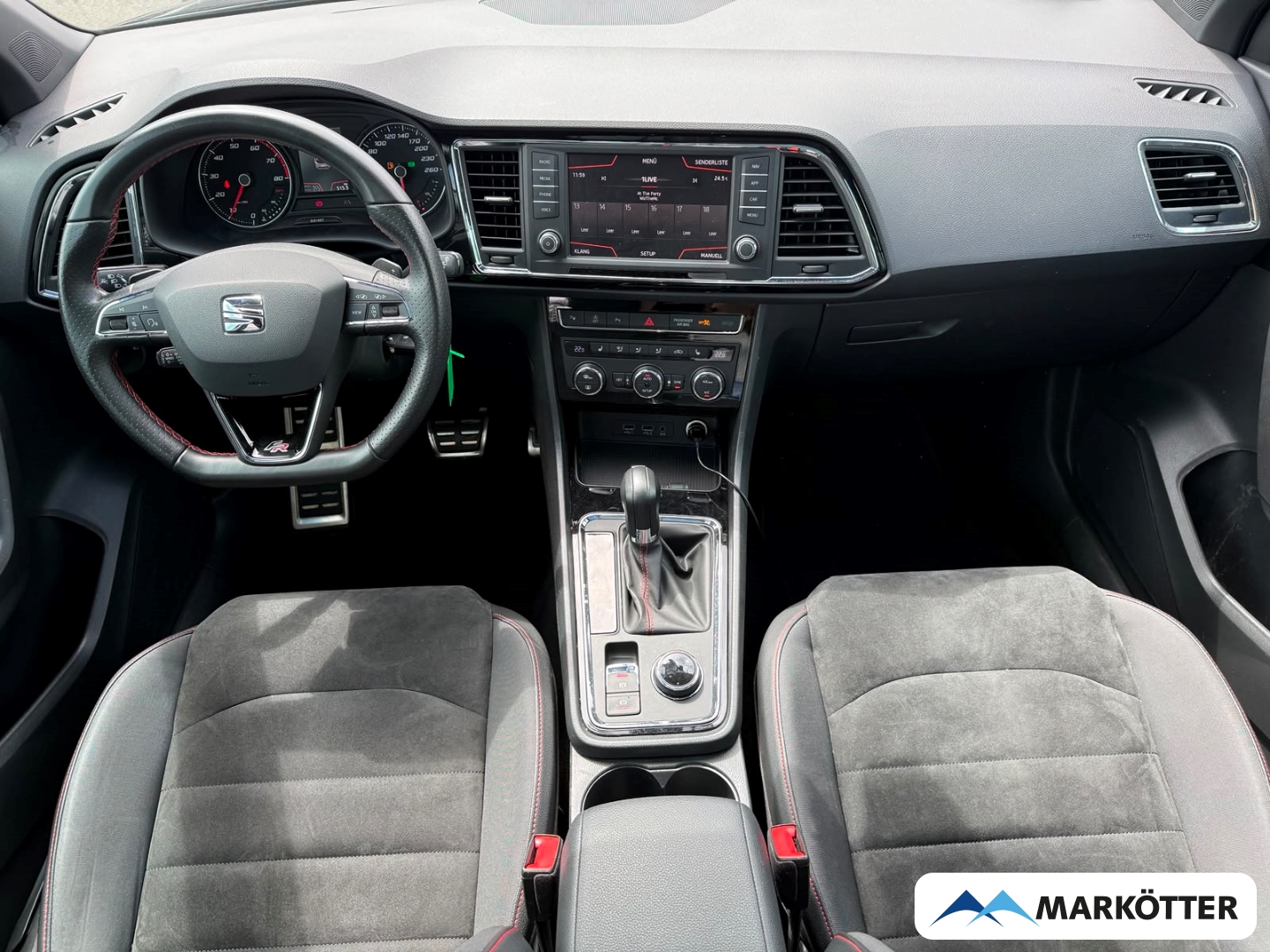 Fahrzeugabbildung SEAT Ateca 1.5 TSI ACT FR CAM/SH/LED/BLIS/NAV/PANO