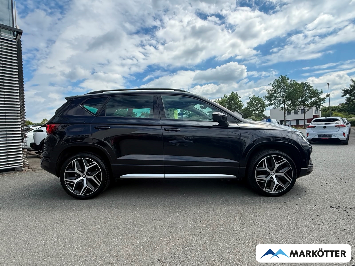 Fahrzeugabbildung SEAT Ateca 1.5 TSI ACT FR CAM/SH/LED/BLIS/NAV/PANO