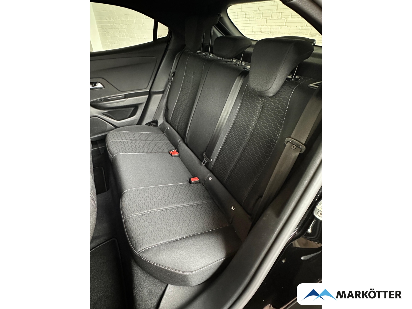 Fahrzeugabbildung Opel Mokka-e Edition **VORLAUFFAHRZEUG** +Allwetter+Shz+Lhz+11kw